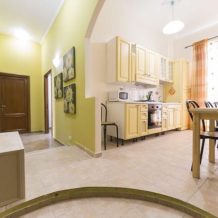 Albachiara Guest House Рим Экстерьер фото